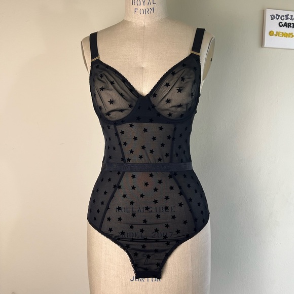 NWT Stella McCartney's BETTY TWINKLING FLOCKED-STAR UNDERWIRED BODYSUIT  SZ-M - Picture 4 of 15